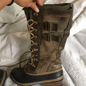 Sorel Conquest Carly Boots